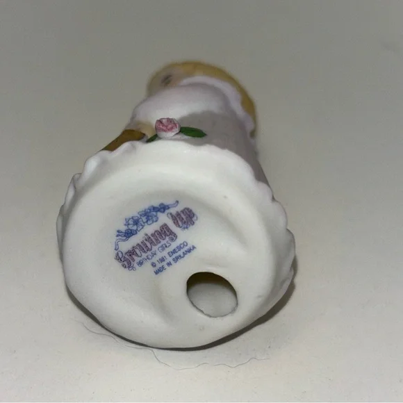 Enesco 1981 bisque porcelain “Growing Up Birthday Girls” age 1 figurine - Picture 4 of 5